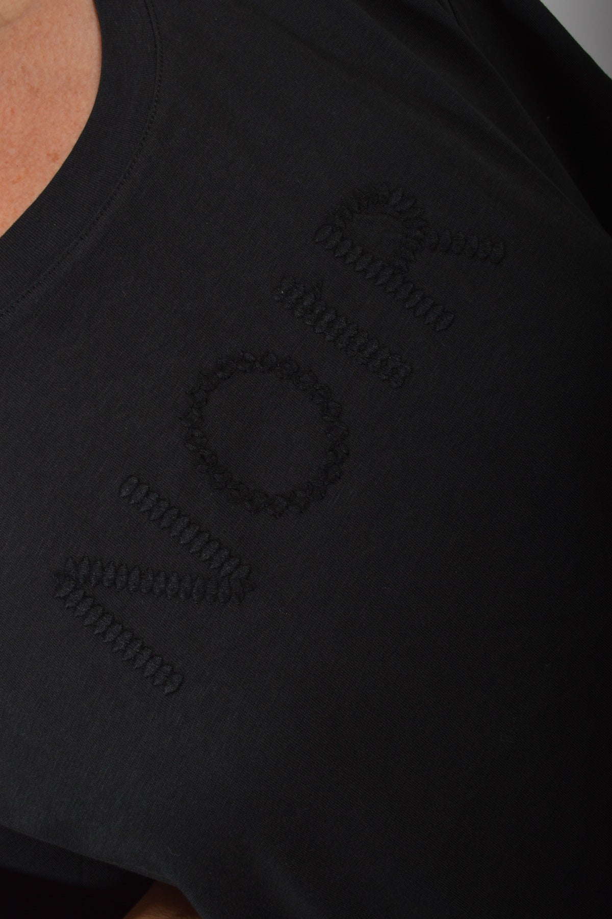 Fransa FRROUGE TEE 1,  BLACK EMB