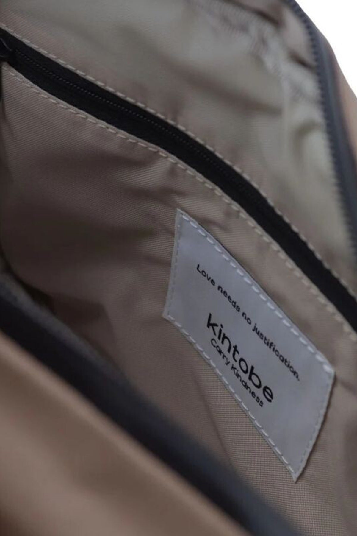 Kintobe MILES Crossbody, Scandi Taupe