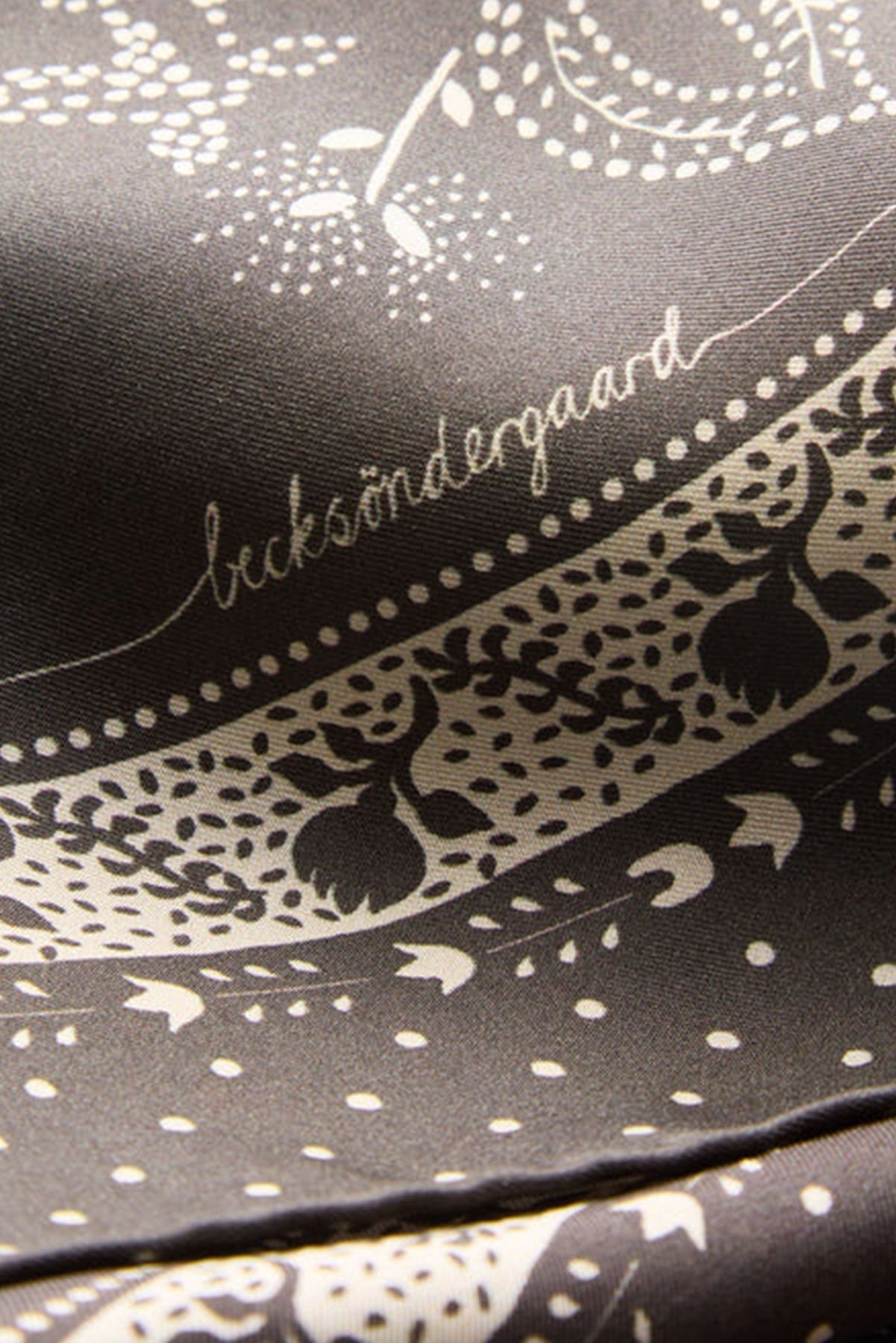Beck Söndergaard Dotted Flora Sia Scarf, Hot Fudge Brown