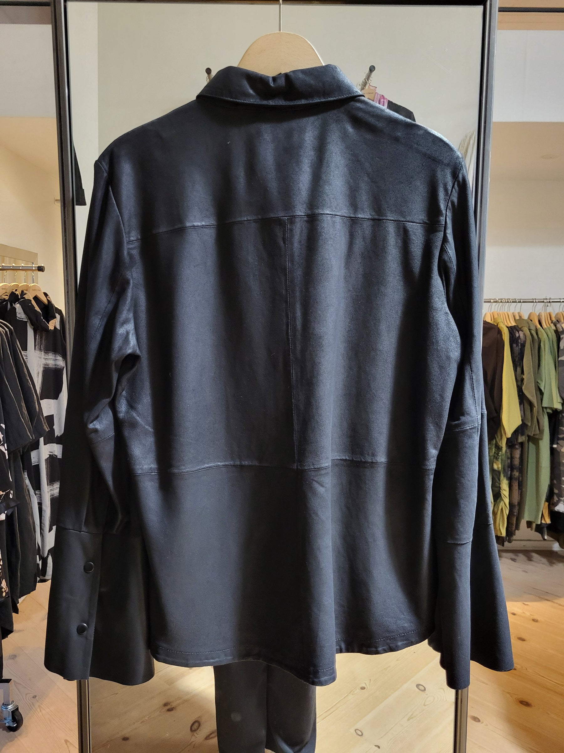 Depeche Line Skindskjorte 50350, Black