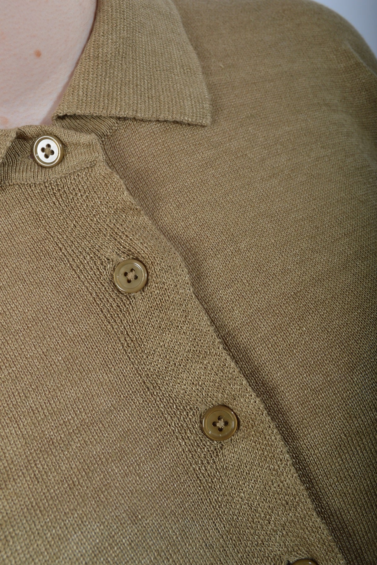 Esthème strik F2264EE, Brindille