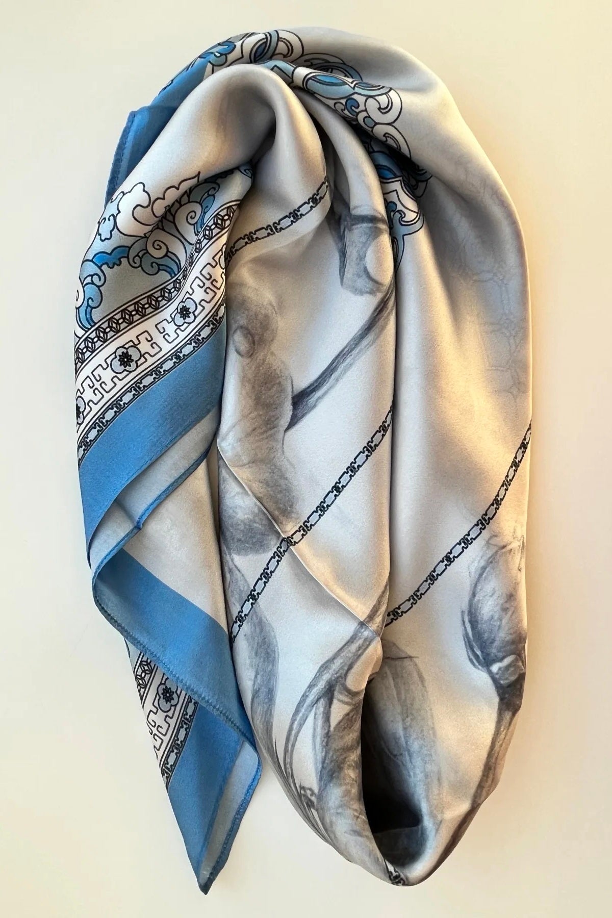 Plissé Copenhagen tørklæde FALKA BIG SILK SCARF, Blue