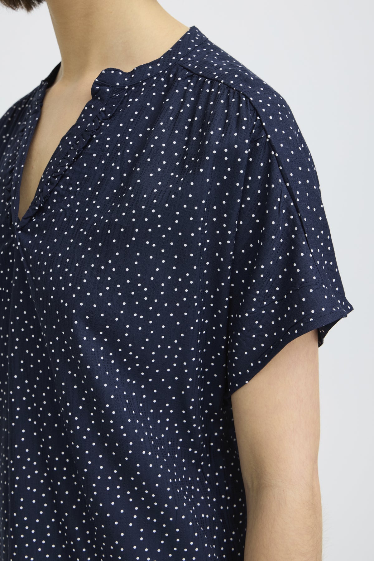 Fransa FRLAYA BLOUSE 1, Dot dots navy blazer