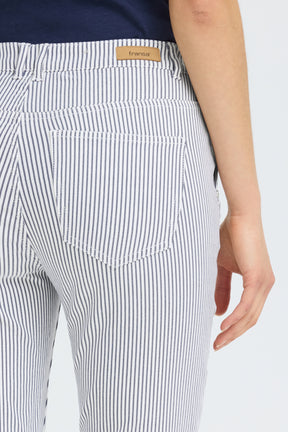 Fransa FRENA TESSA CAPRI 2, BIRCH W. NAVY BLAZER STRIPE