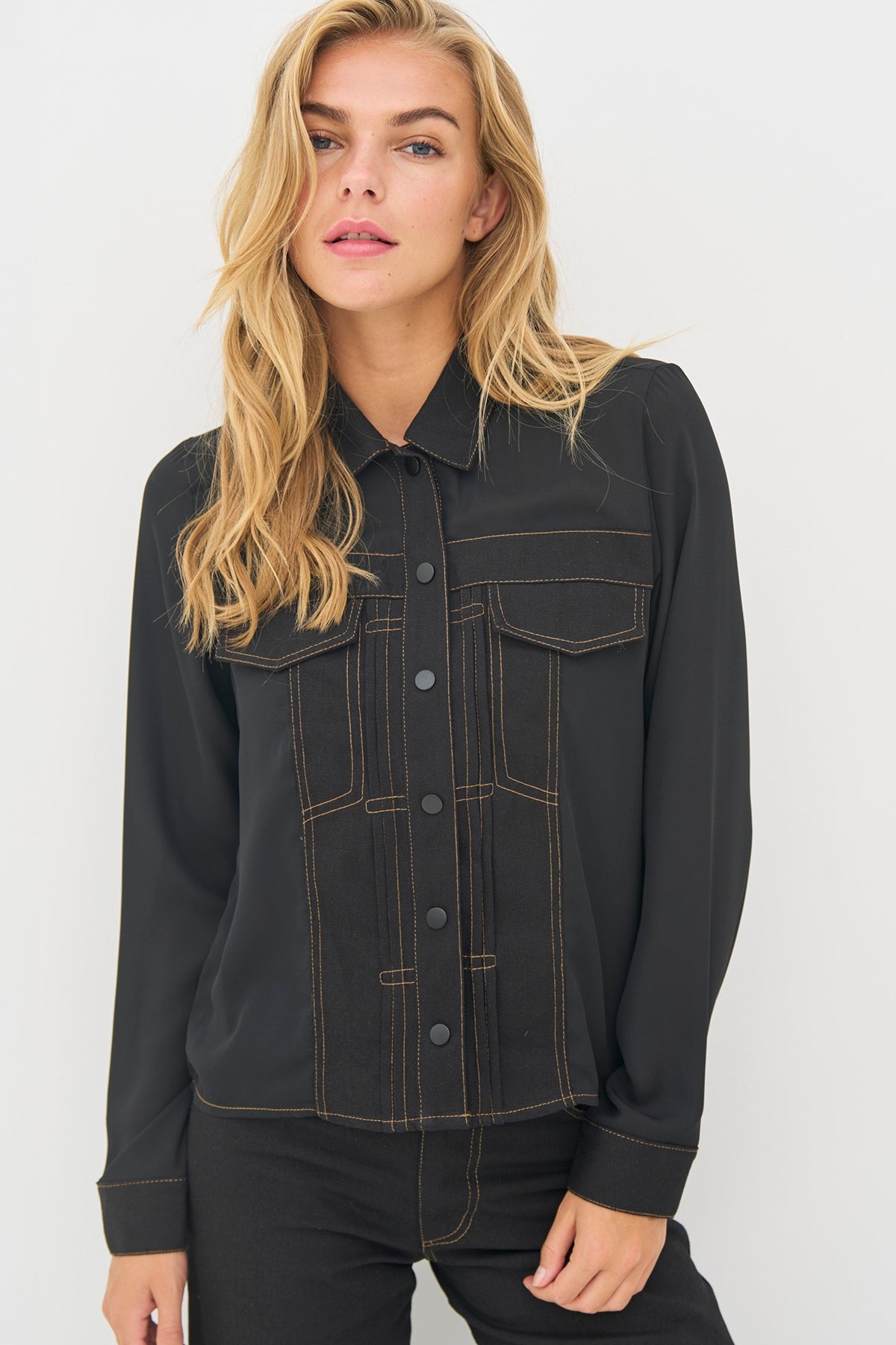NÜ Denmark Beate Shirt, Black
