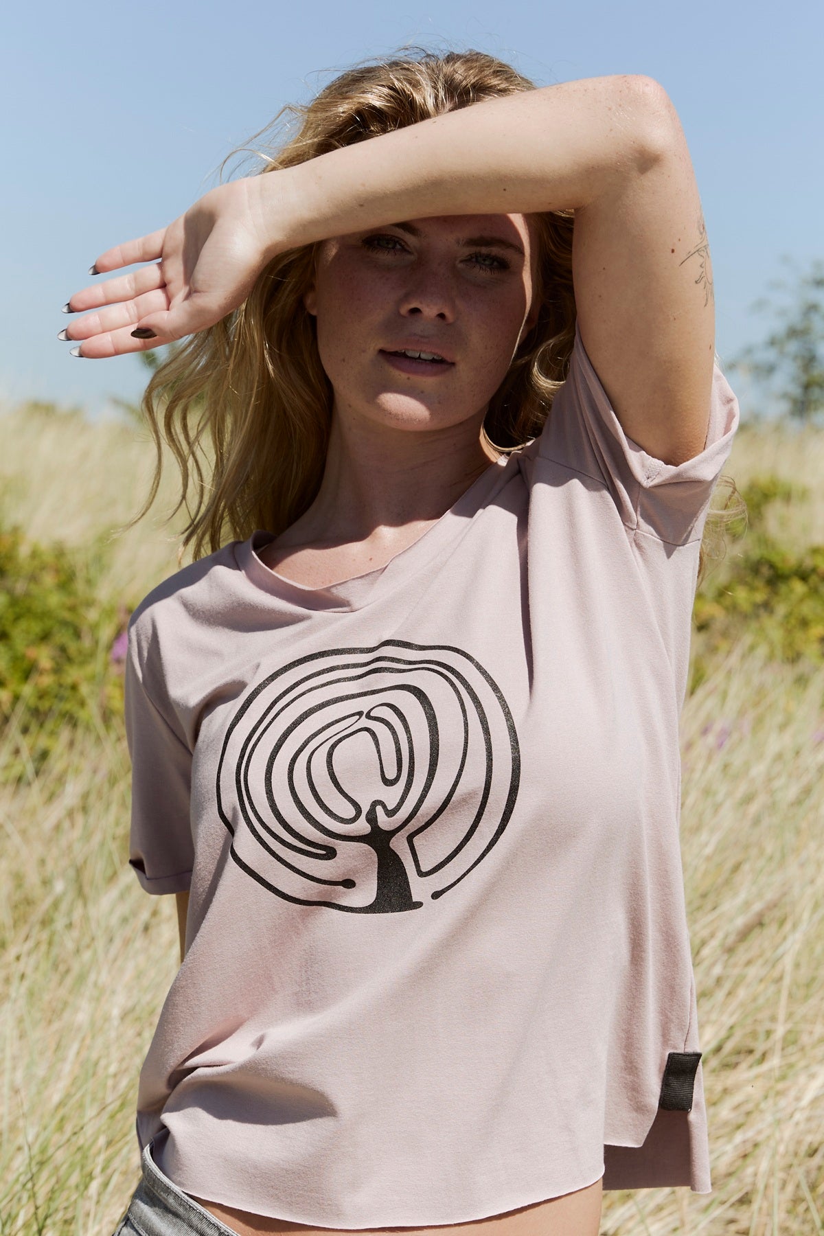Henriette Steffensen 96105 EMBRACE V-NECK-TEE,  NUDE