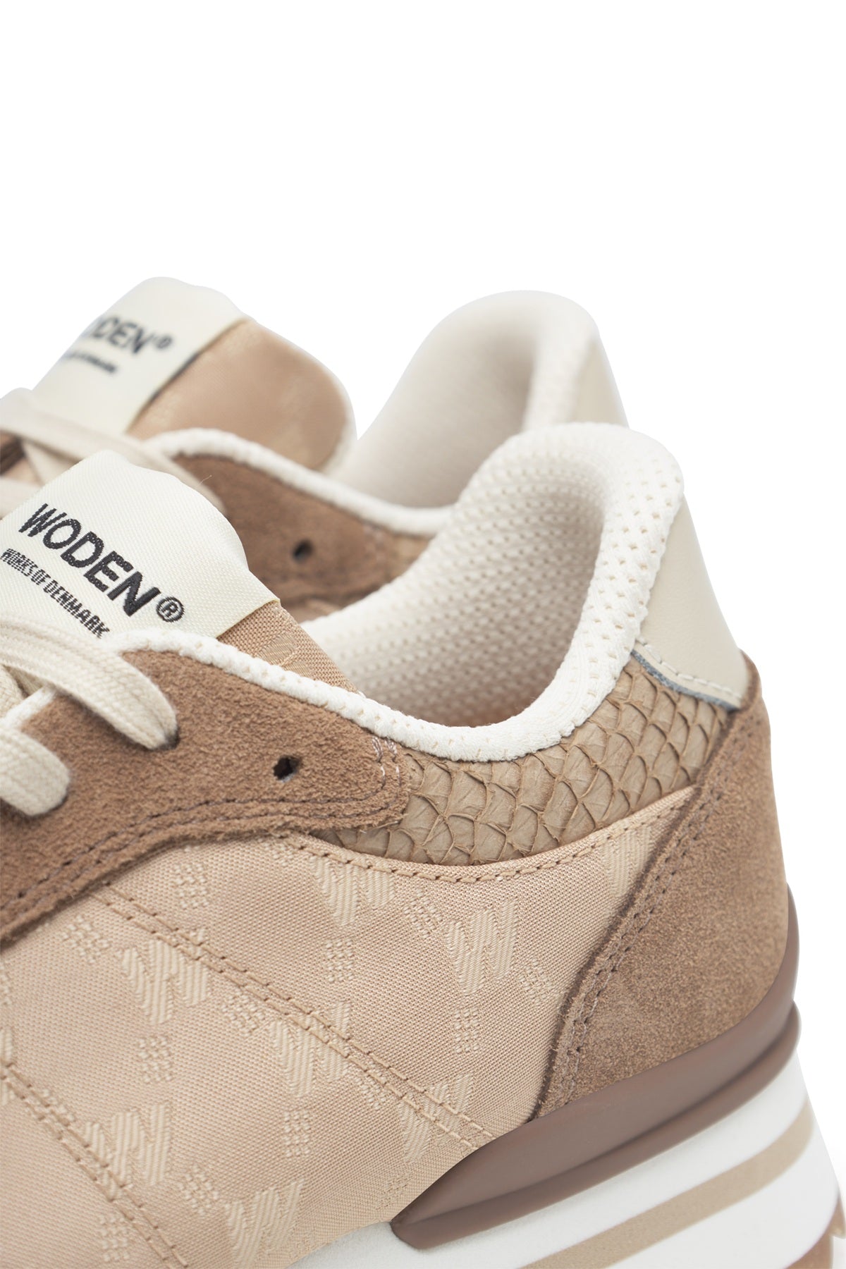 Woden Ronja Plateau Heritage, Coffee Cream