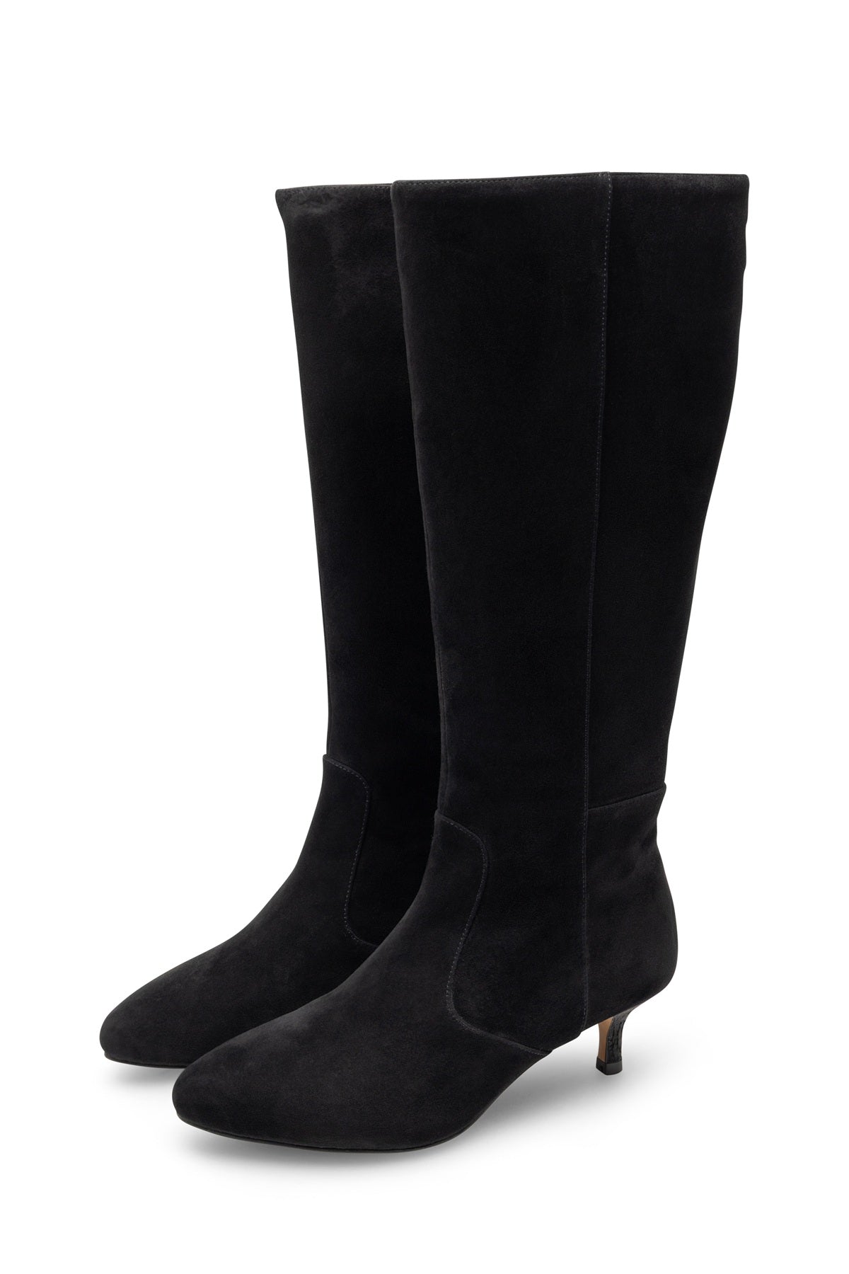 Woden Saga High, Black