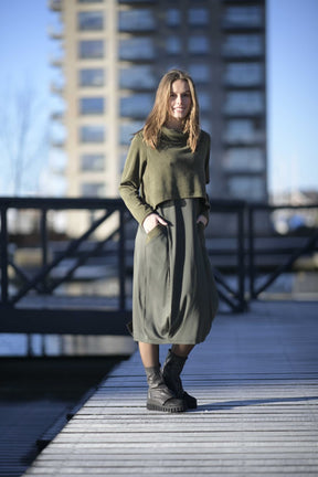 E Avantgarde kjole 14804-68, Army