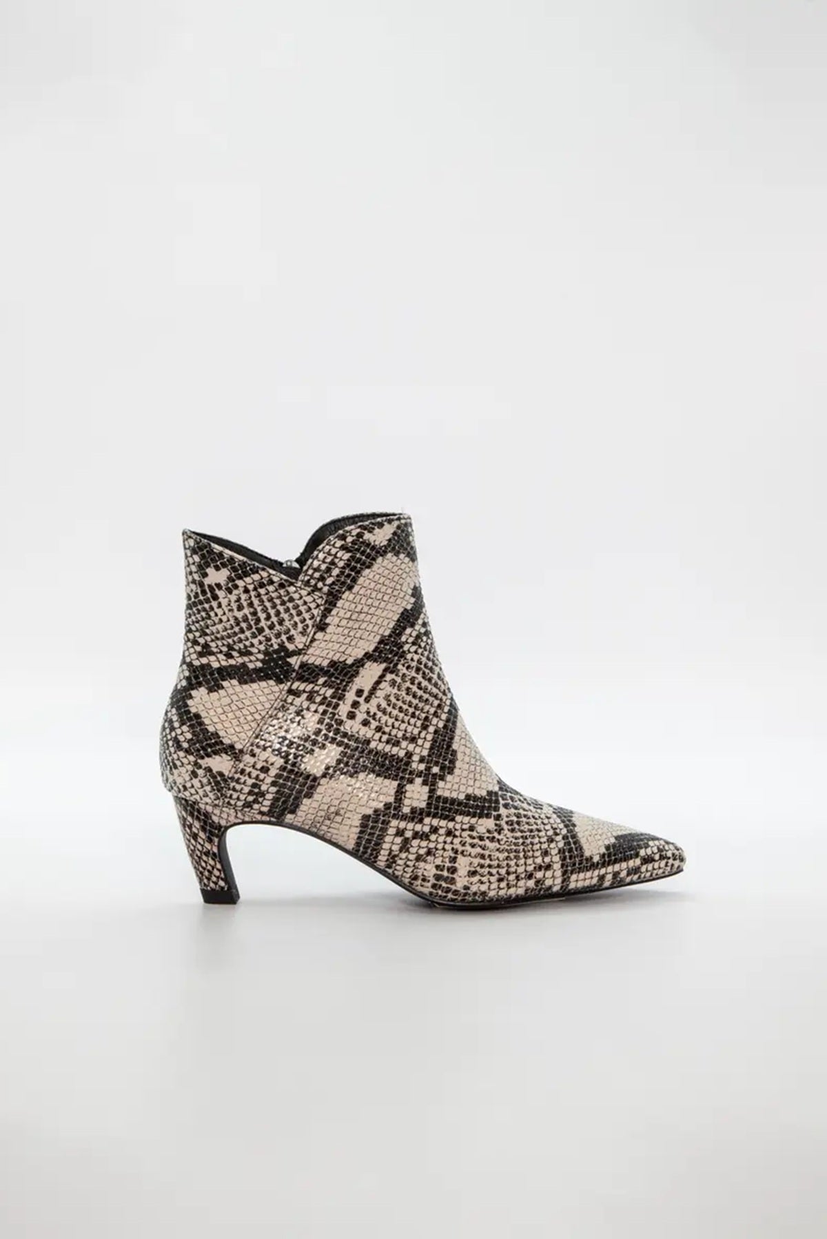 Duffy Solano Cinque, Beige/black