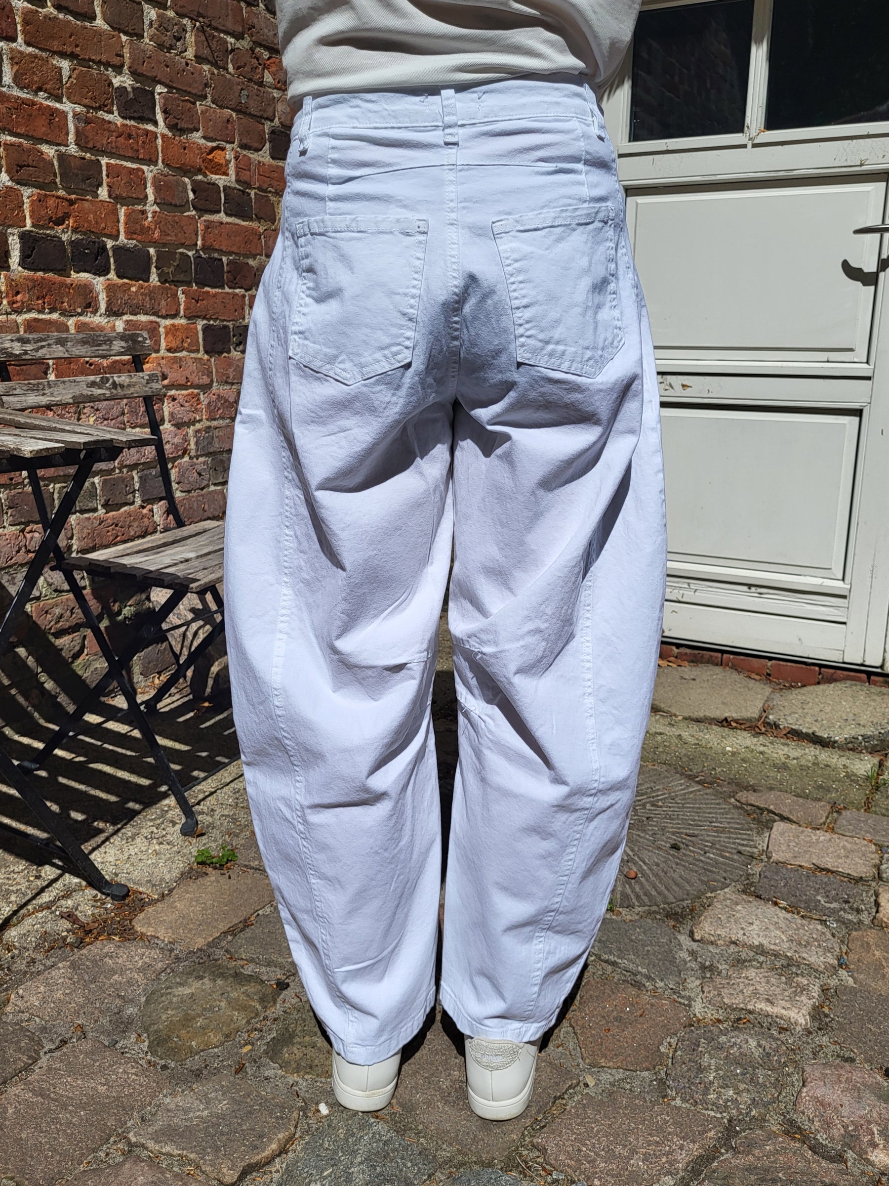 OM-HU Copenhagen Berlin Pants 826152, White