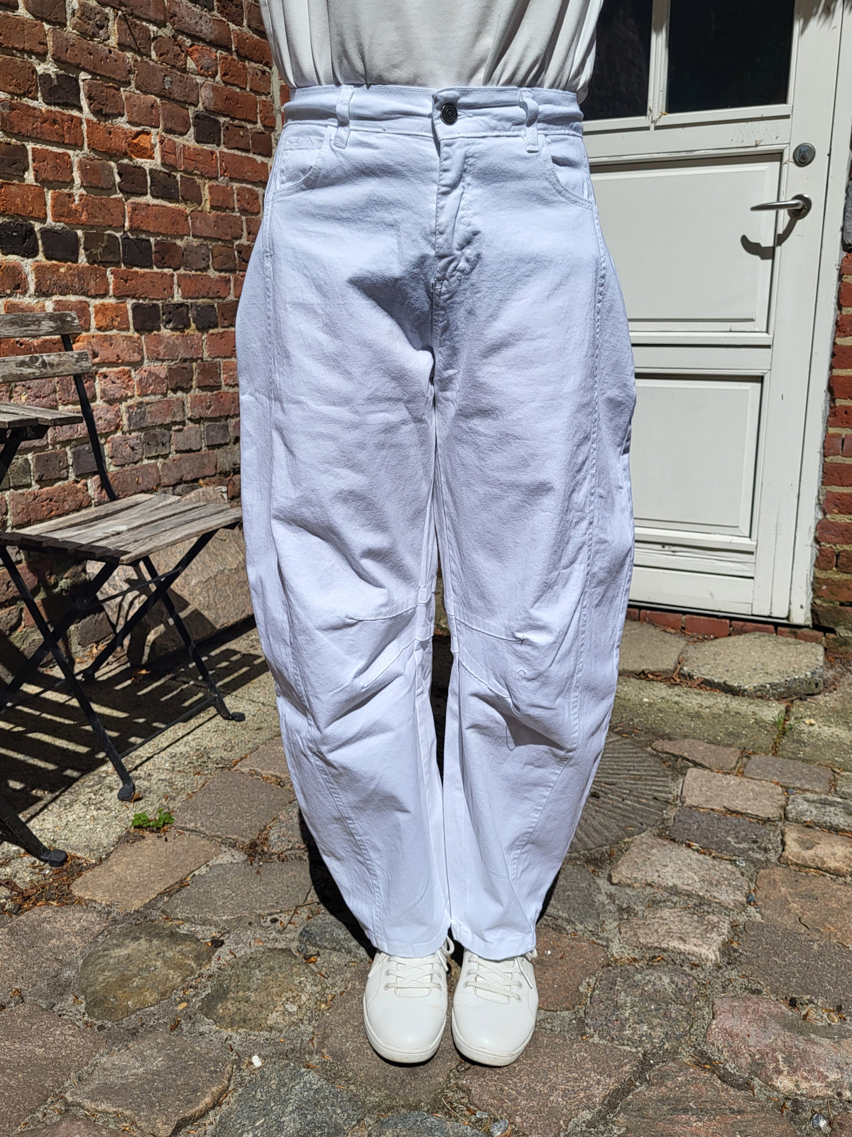 OM-HU Copenhagen Berlin Pants 826152, White