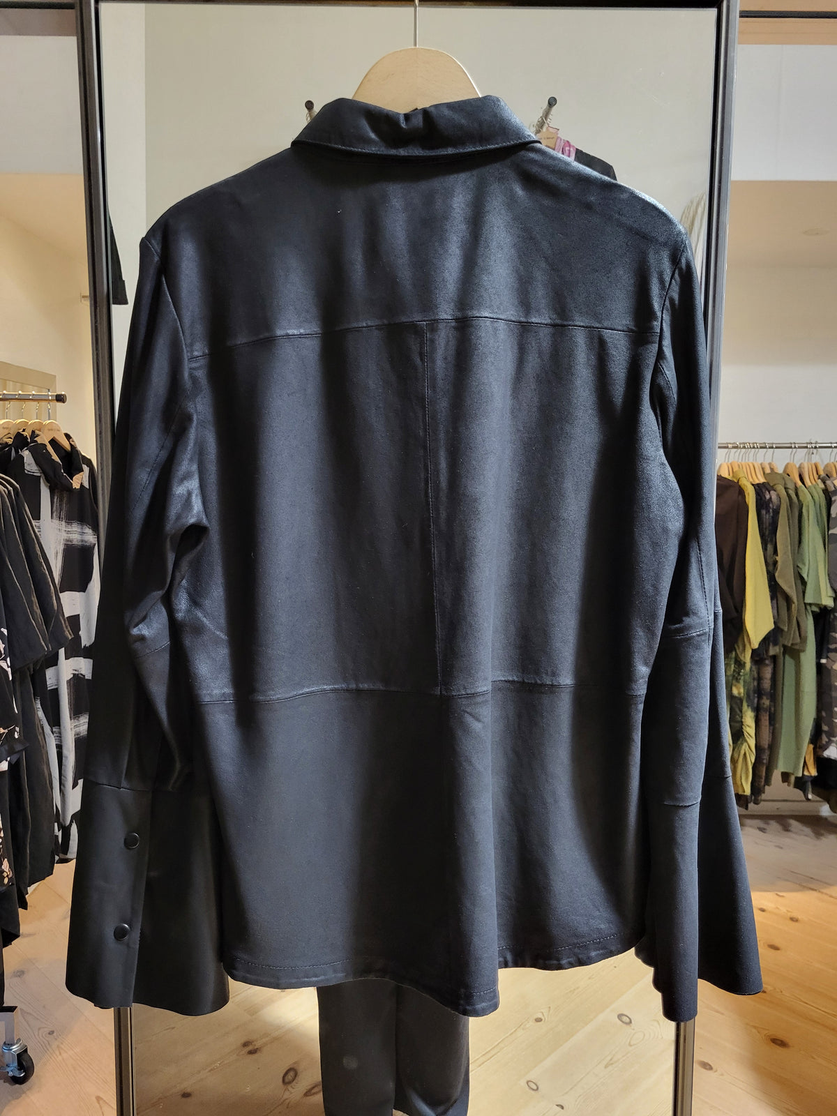 Depeche Line Skindskjorte 50350, Black
